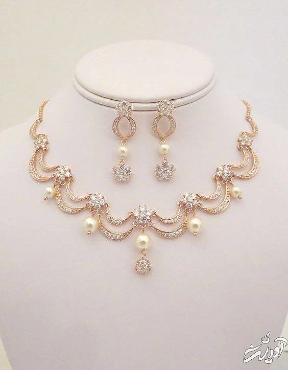 نیم ست گردنبند و گوشواره